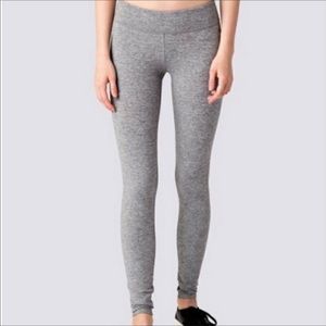 Ivivva Lululemon Gray 14 girl leggings